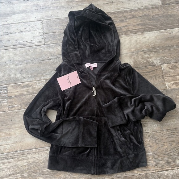 Juicy Couture Tops - Juicy Couture Black Velour Pullover‎ Hoodie Women's Size Small Logo Hooded NWT